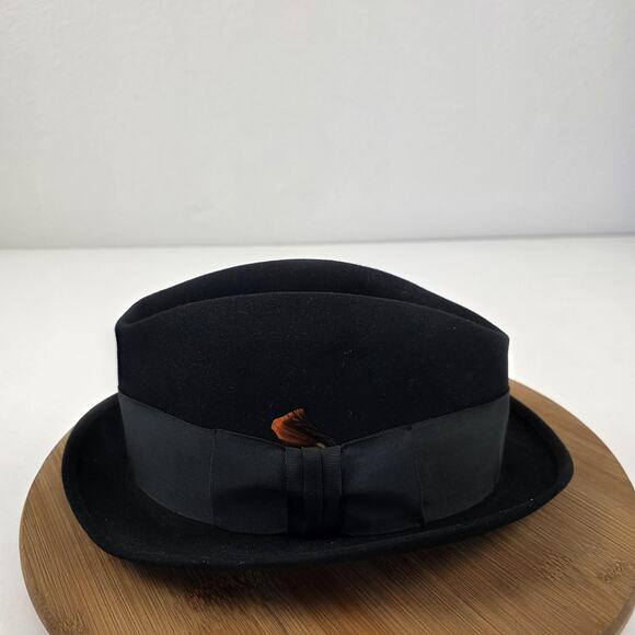 VINTAGE Stetson Hat Fedora Fitted Mens 7 1/8 Black Felt Ivy League Feather 60s - Picture 1 of 16